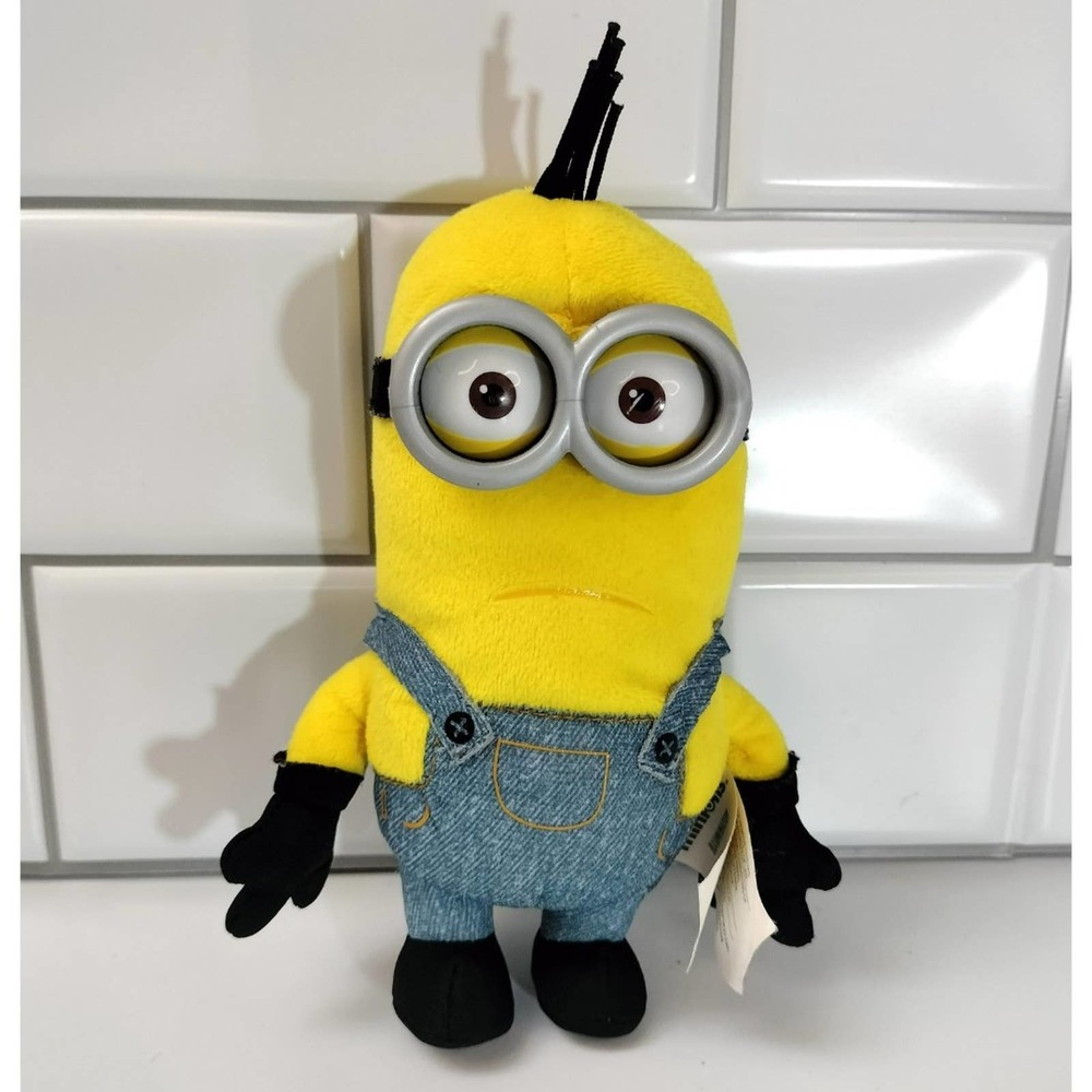Thinkway Toys Despicable Me Minion Kevin 7" Stuffed Plush Universal